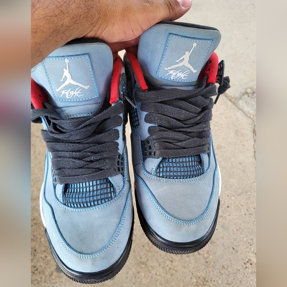 Jordan 4 - Picture 4 of 5